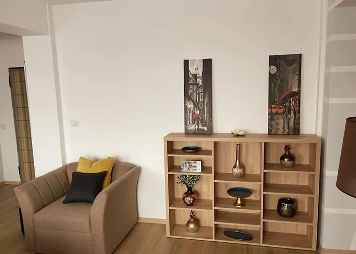 דירה A Unique Ultra-central, Modern